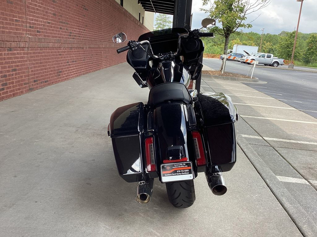 Road Glide®