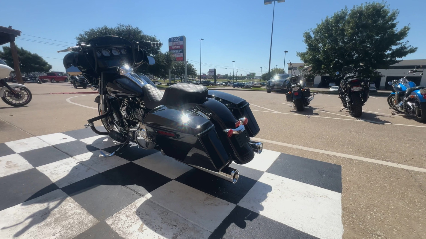 Street Glide® Special