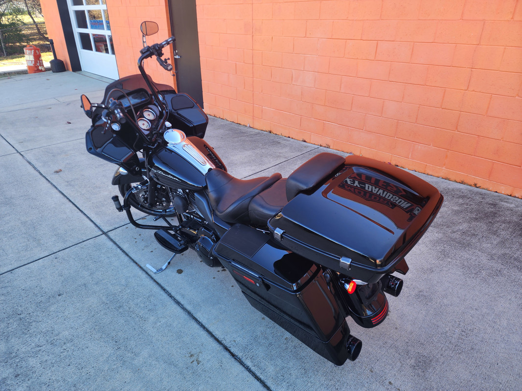 Road Glide® Custom