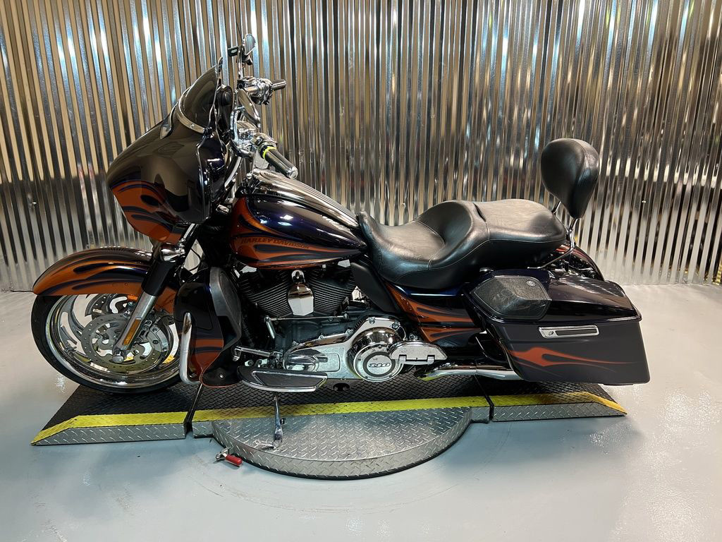 CVO® Street Glide®