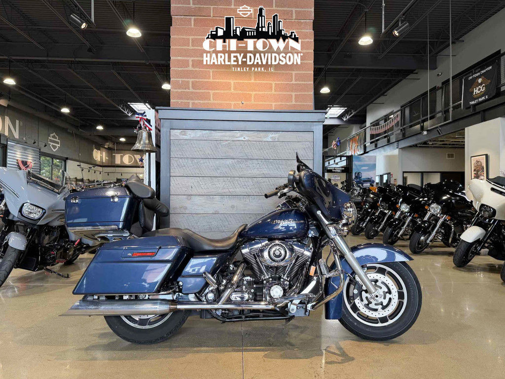 Street Glide®