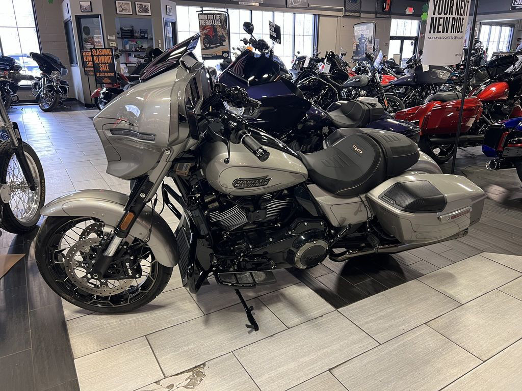 CVO® Street Glide®