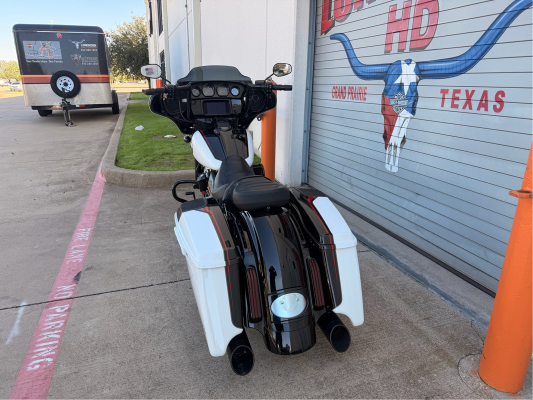 CVO® Street Glide®