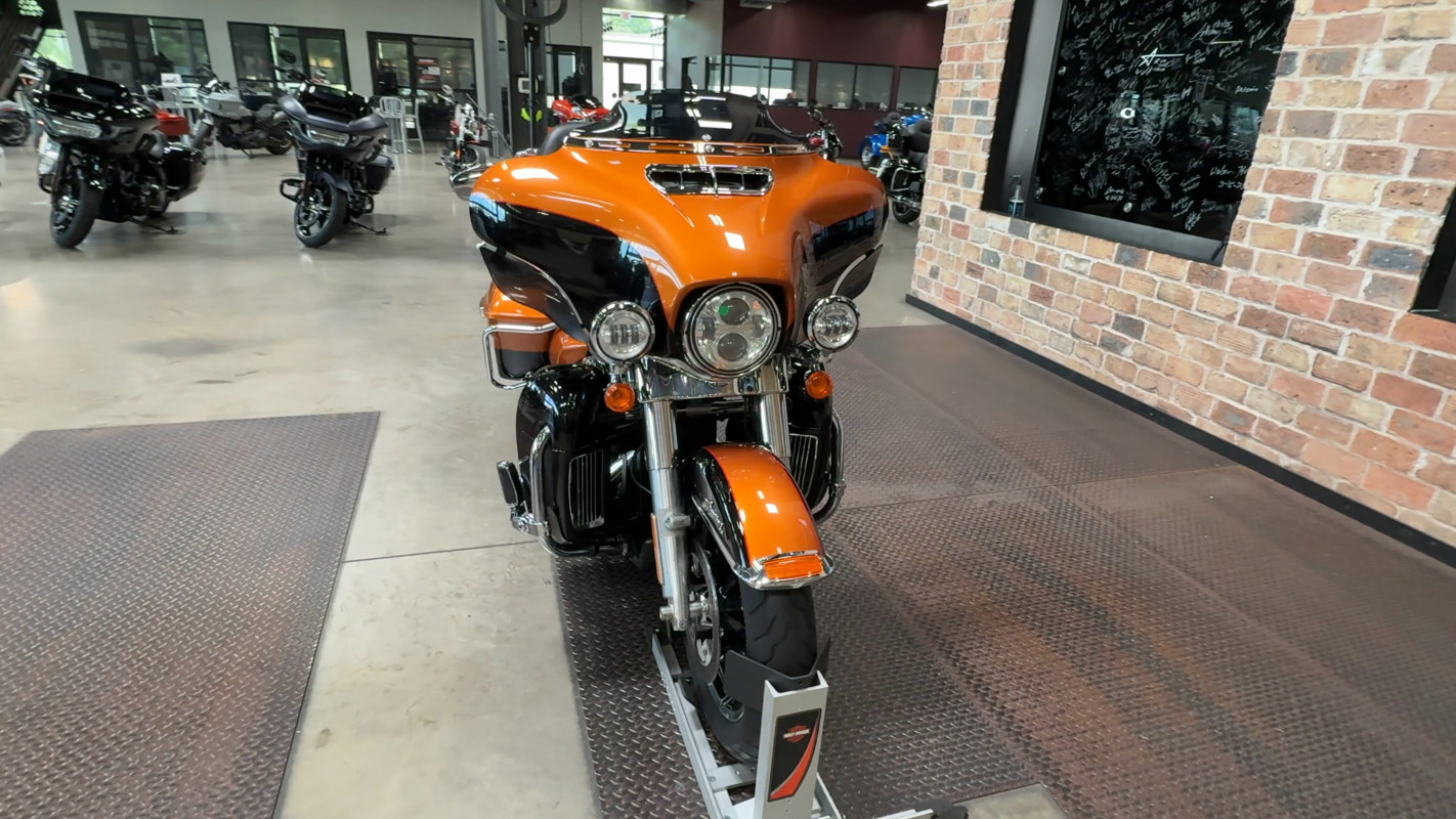 Electra Glide® Ultra Limited® Low
