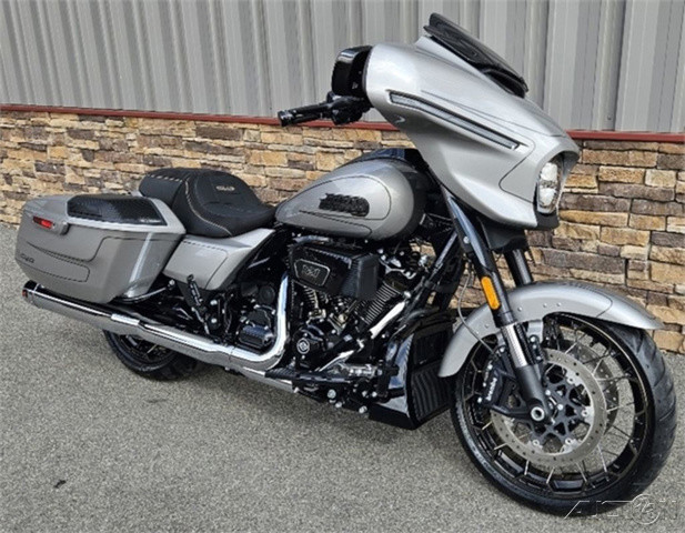 CVO® Street Glide®