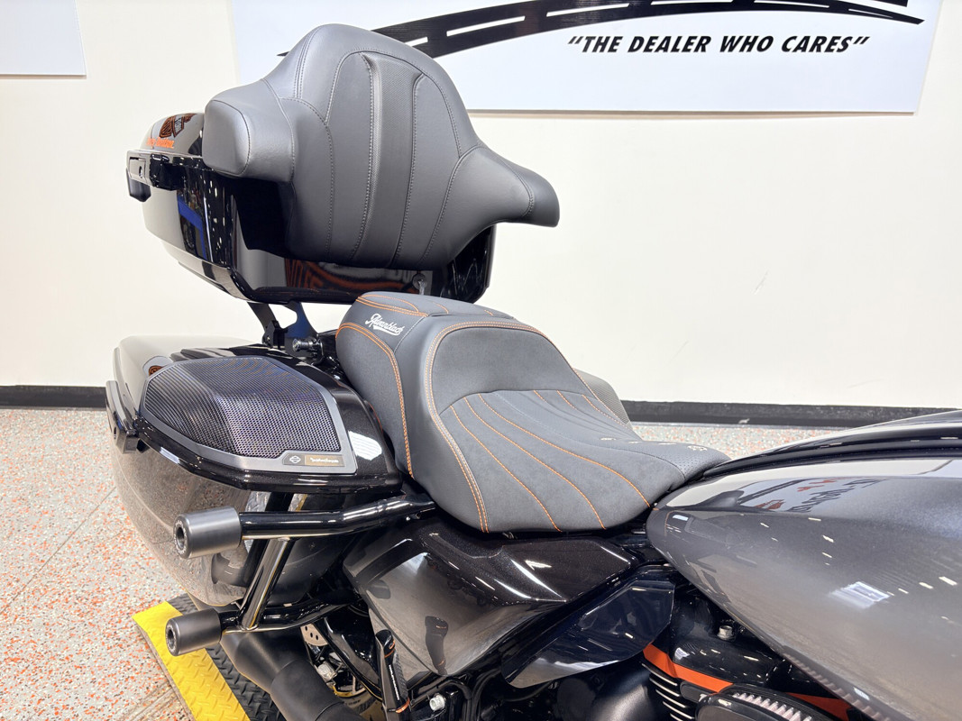 CVO® Road Glide®