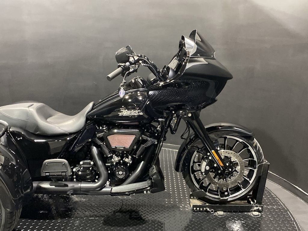 Road Glide® 3