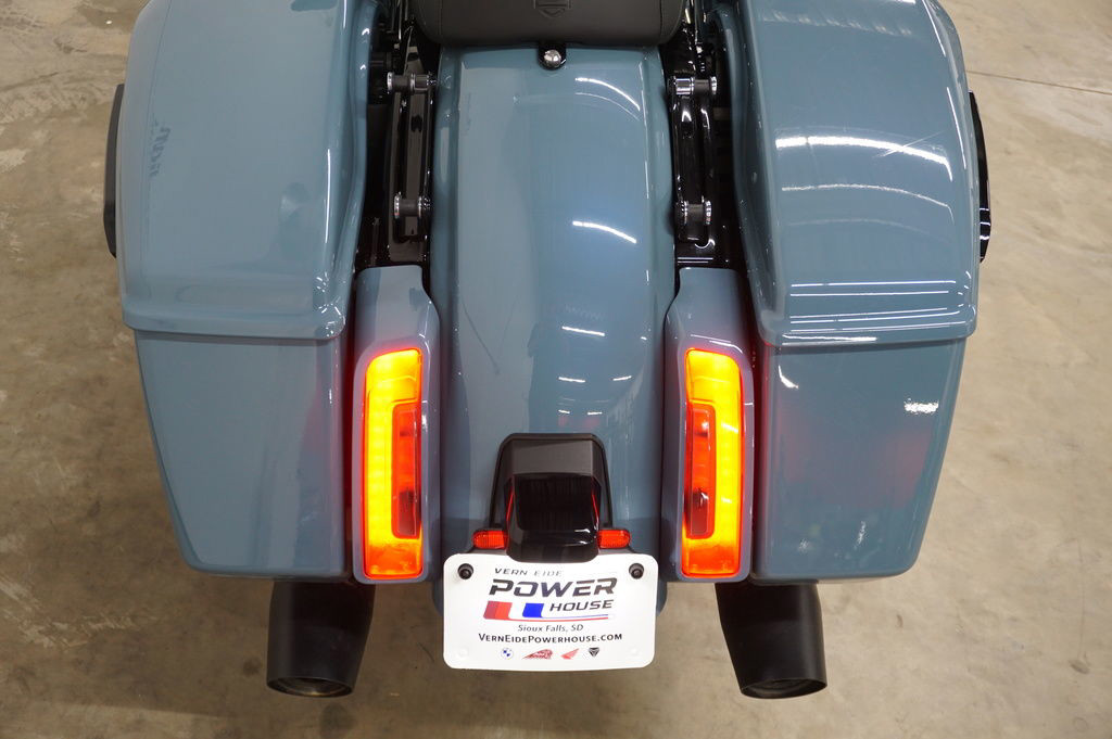 Road Glide®