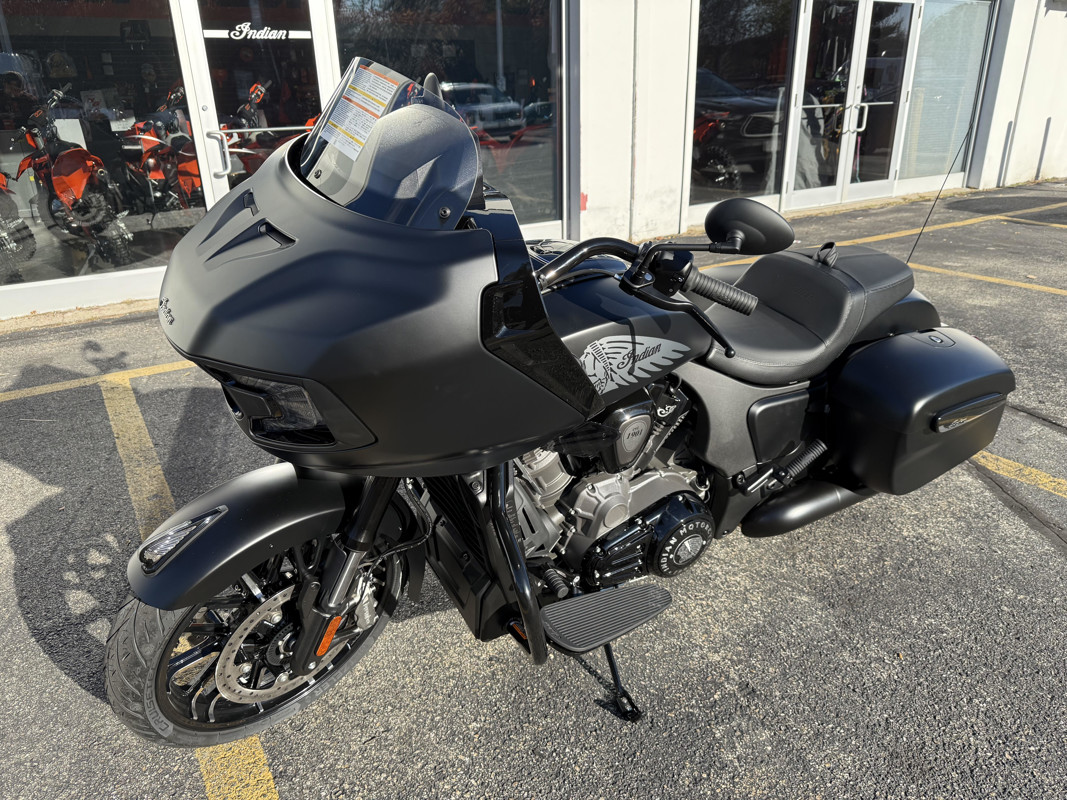 Challenger Dark Horse