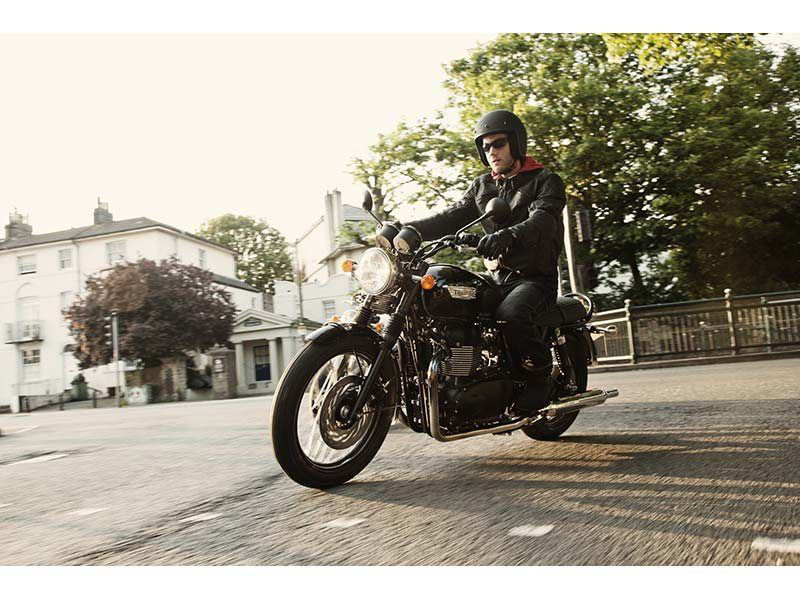 Bonneville T-100