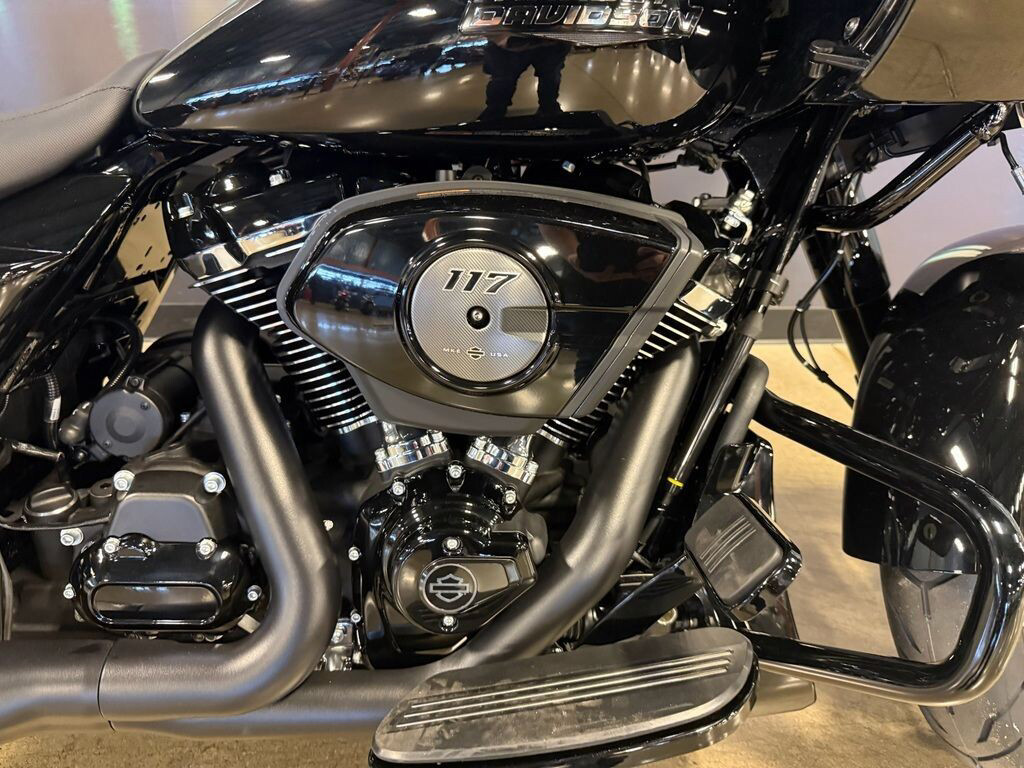 Road Glide®