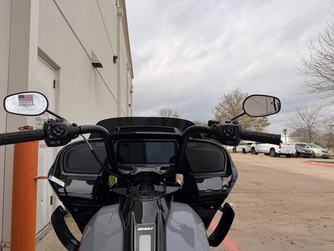 Road Glide® 3