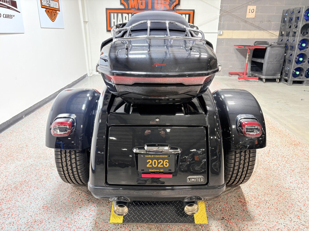 Street Glide® 3 Limited