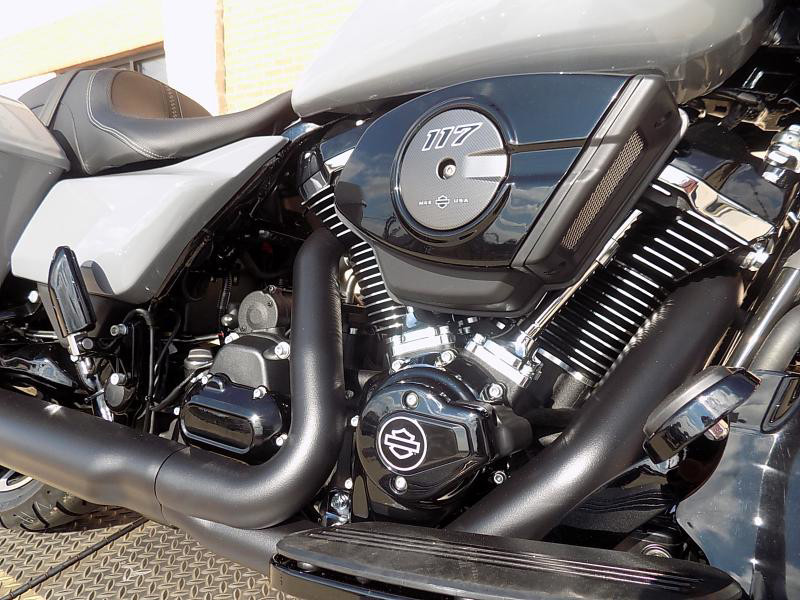 Road Glide®