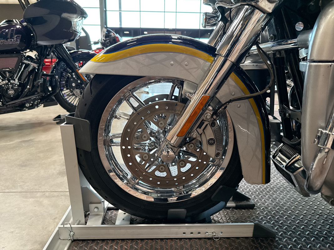CVO® Ultra Classic® Electra Glide®