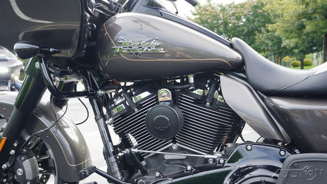 Road Glide® 3