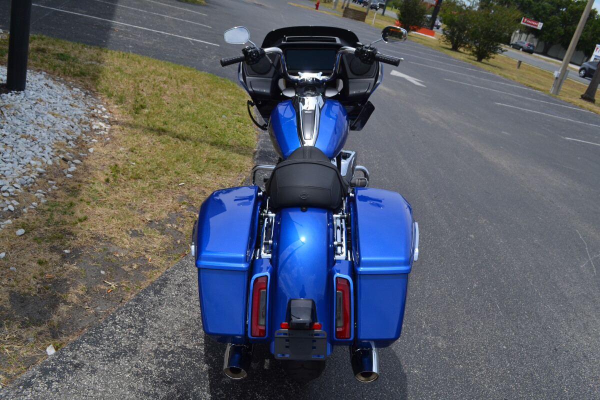 Road Glide®