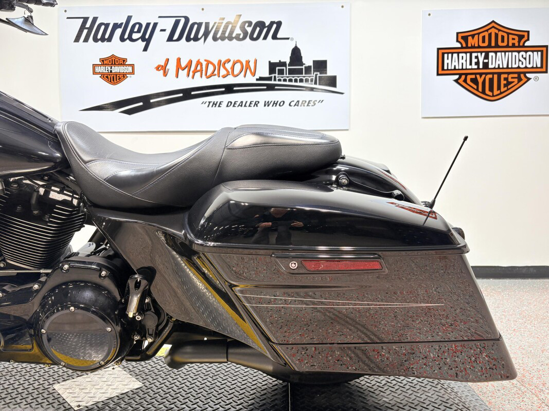 Street Glide® Special