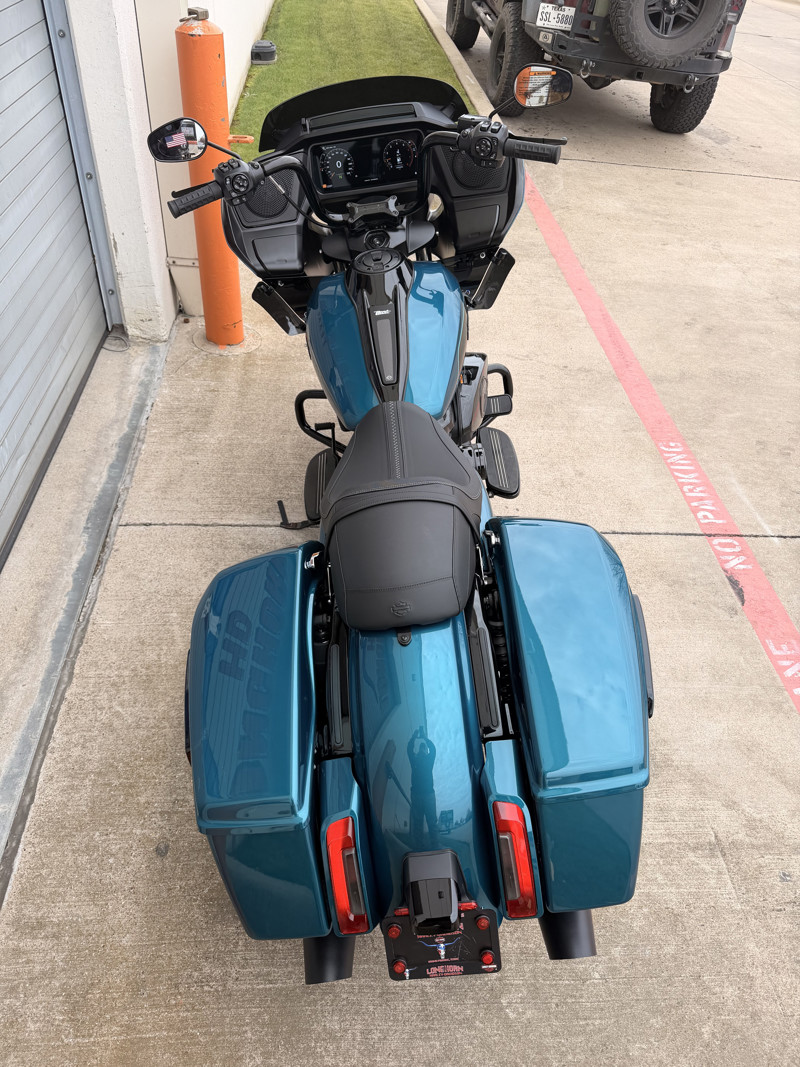 Road Glide®