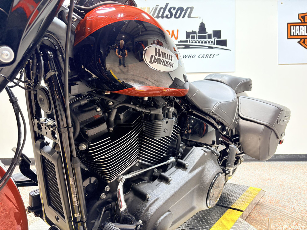 Heritage Classic 114