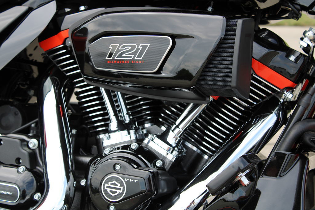 CVO® Street Glide®