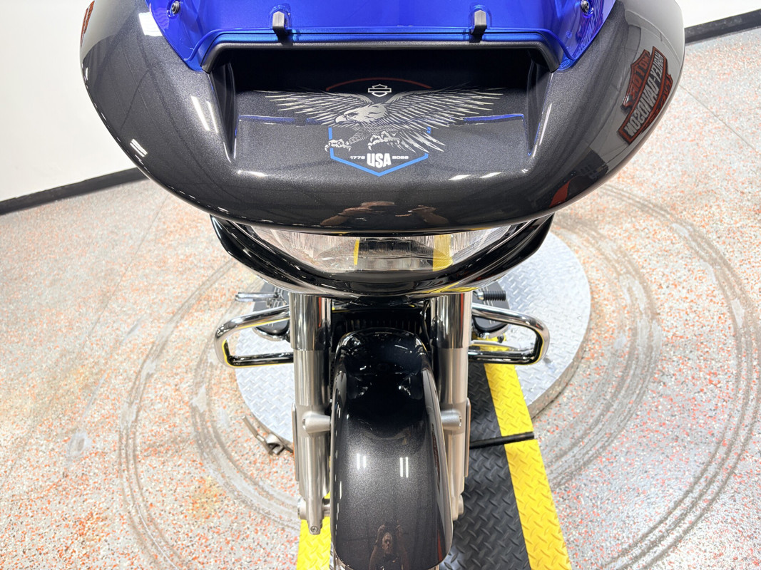 Road Glide®