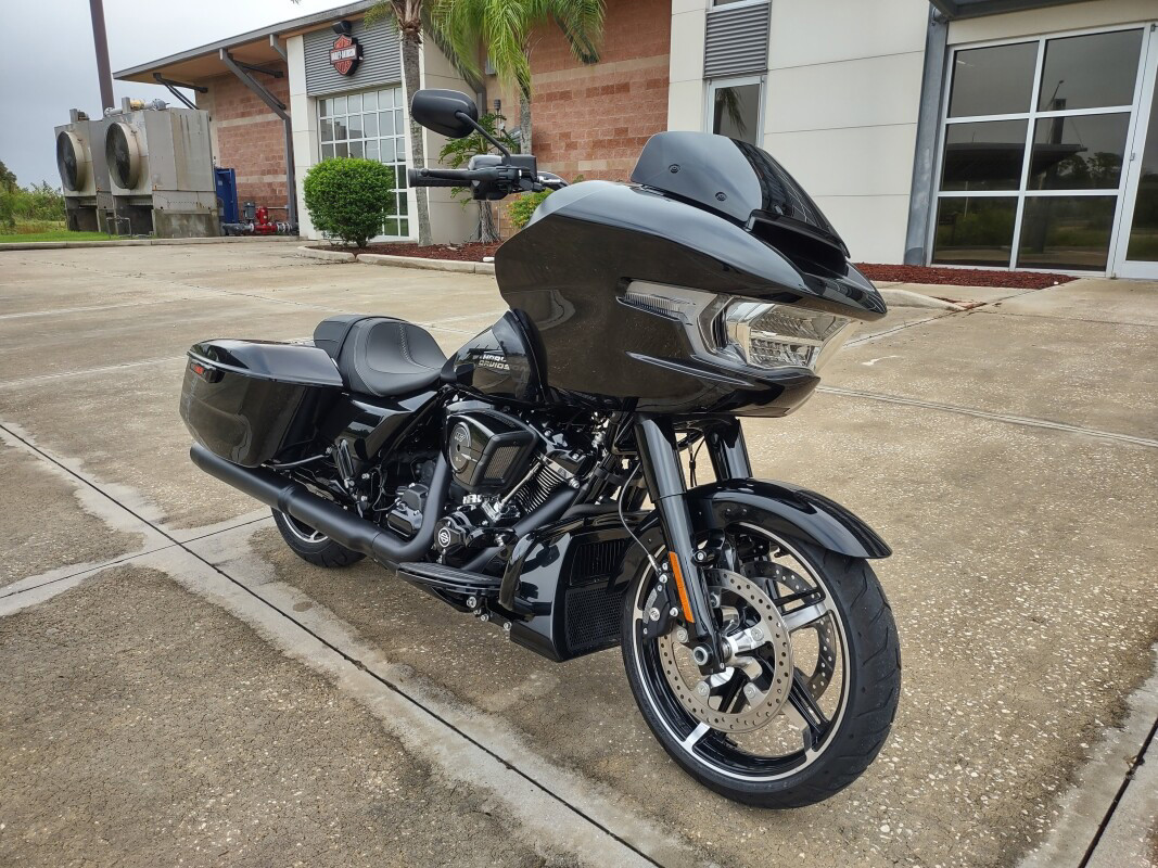 Road Glide®