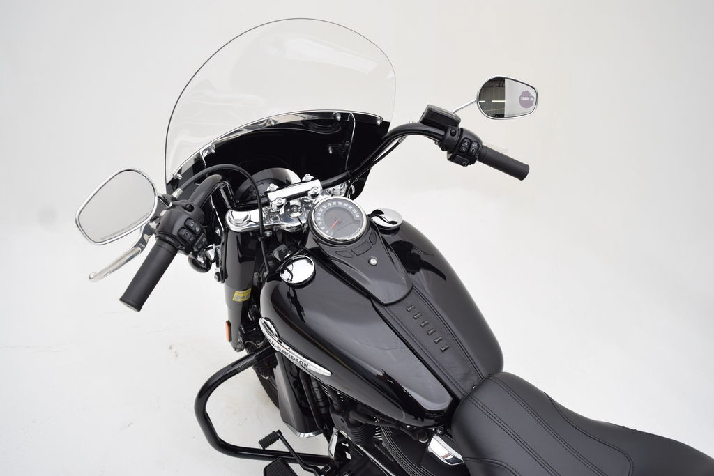 Softail® Heritage Classic 114