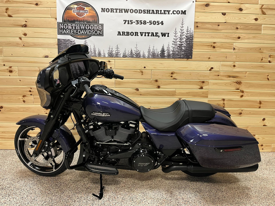 Street Glide®