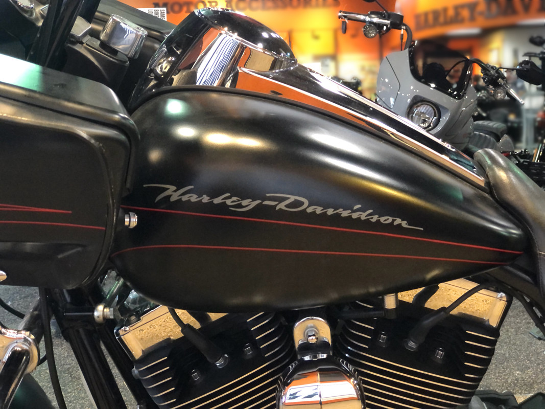 Road Glide® Custom