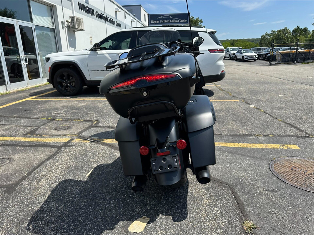Roadmaster Dark Horse