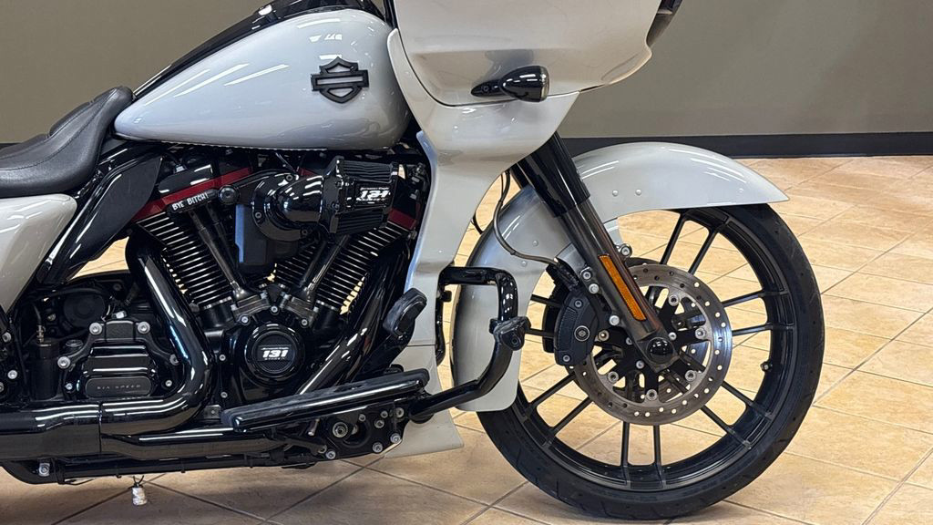 CVO® Road Glide®