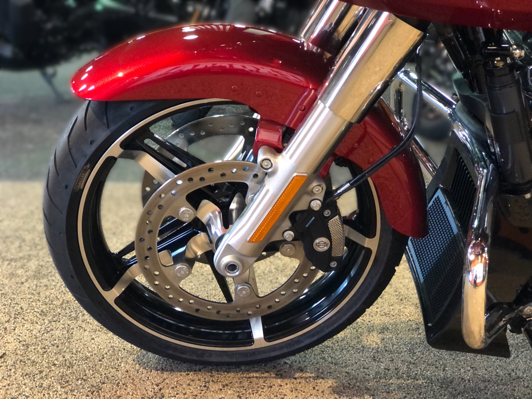 Road Glide®