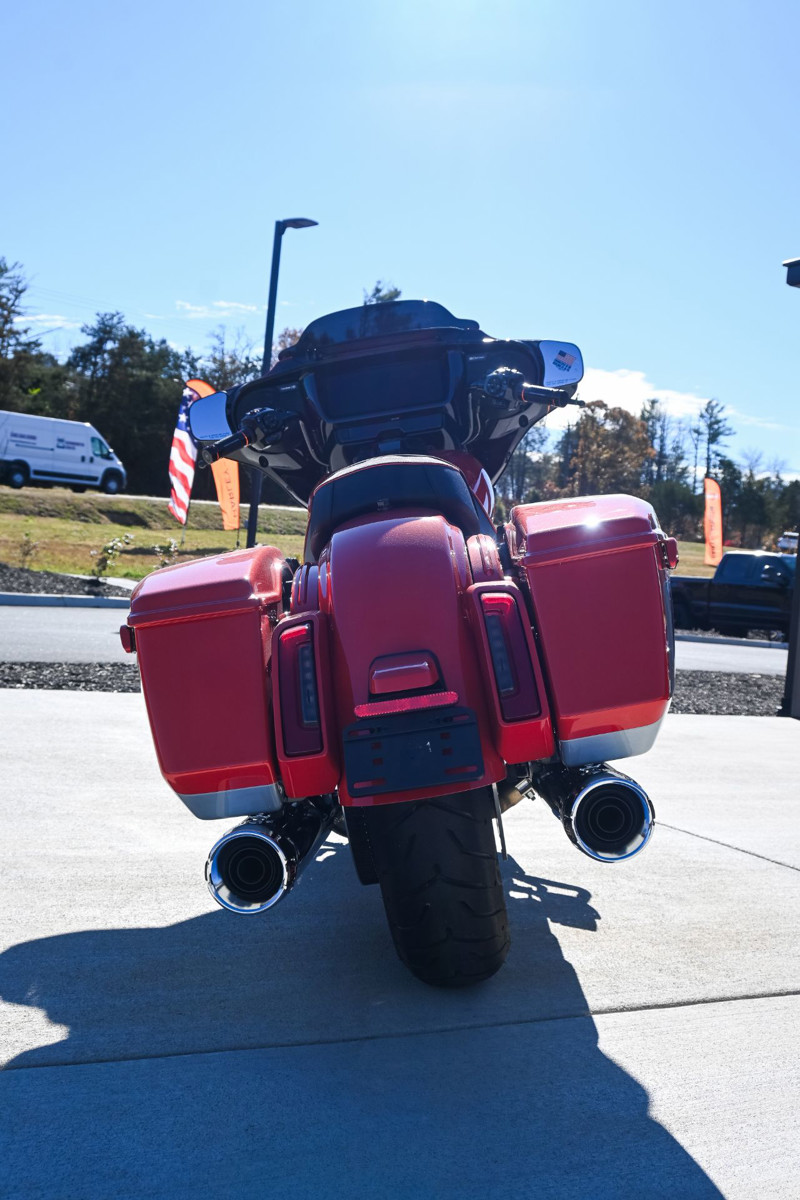 CVO® Street Glide®