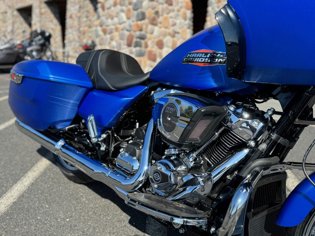 Road Glide®
