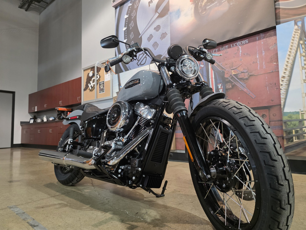 Street Bob®