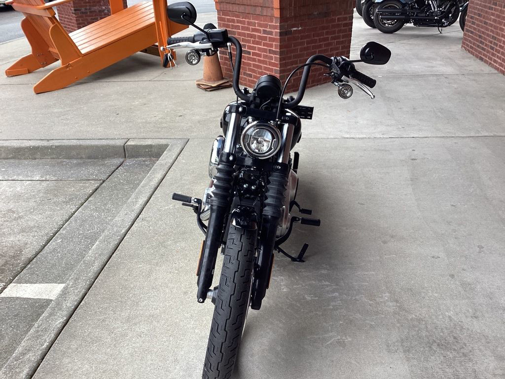 Street Bob®