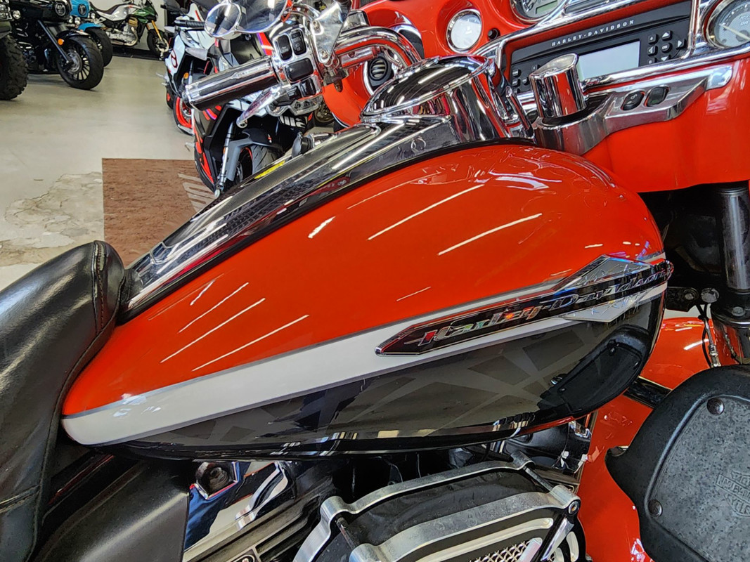 CVO® Ultra Classic® Electra Glide®