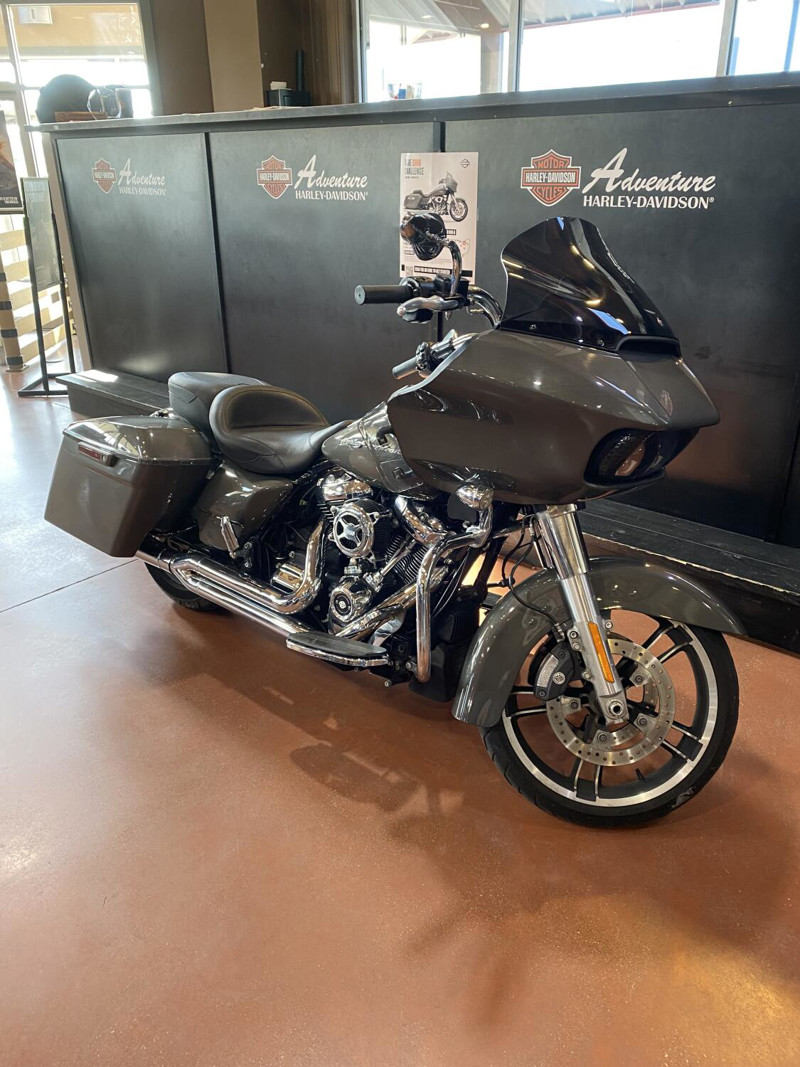 Road Glide®