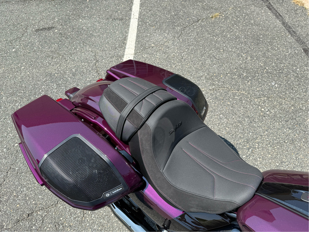 CVO® Road Glide®
