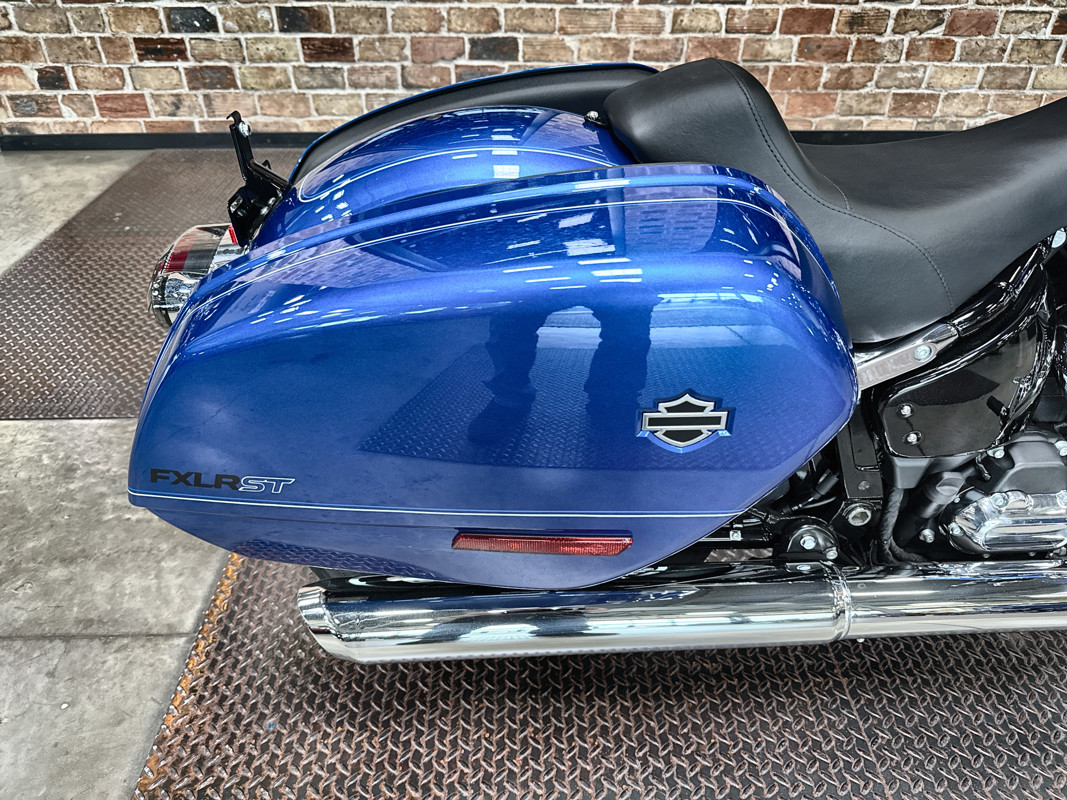 Low Rider® ST