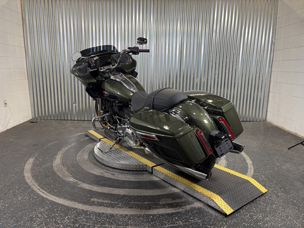 Road Glide®