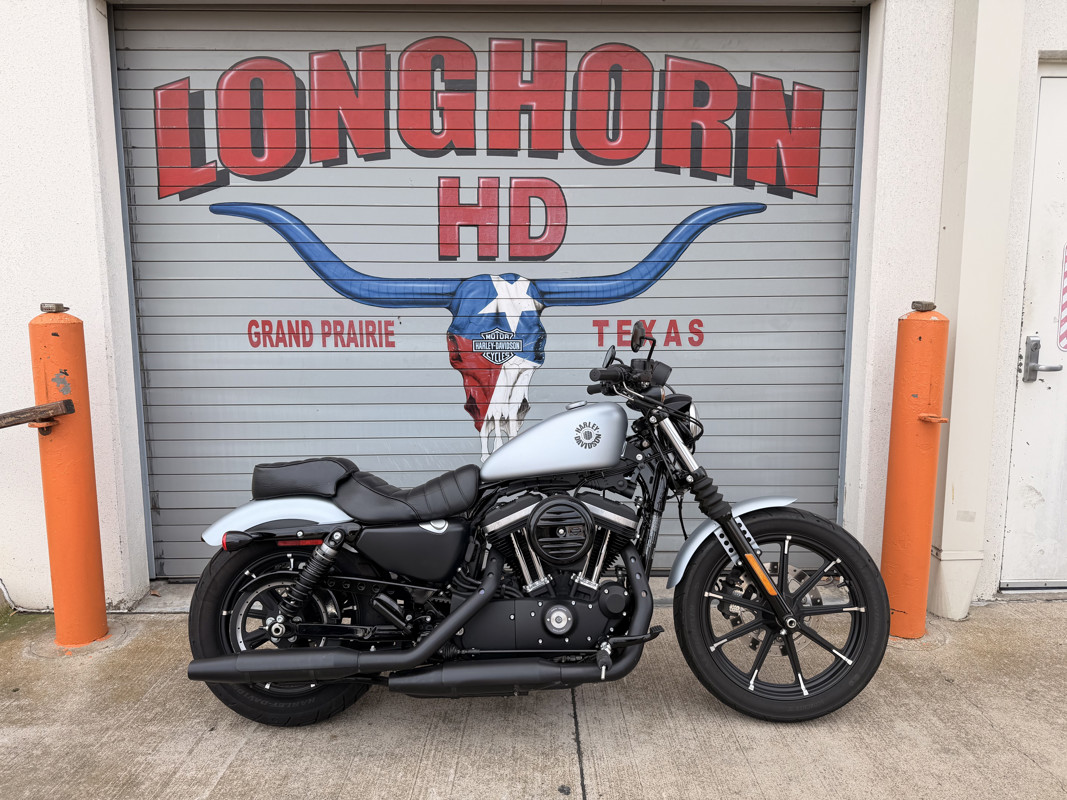 Iron 883®