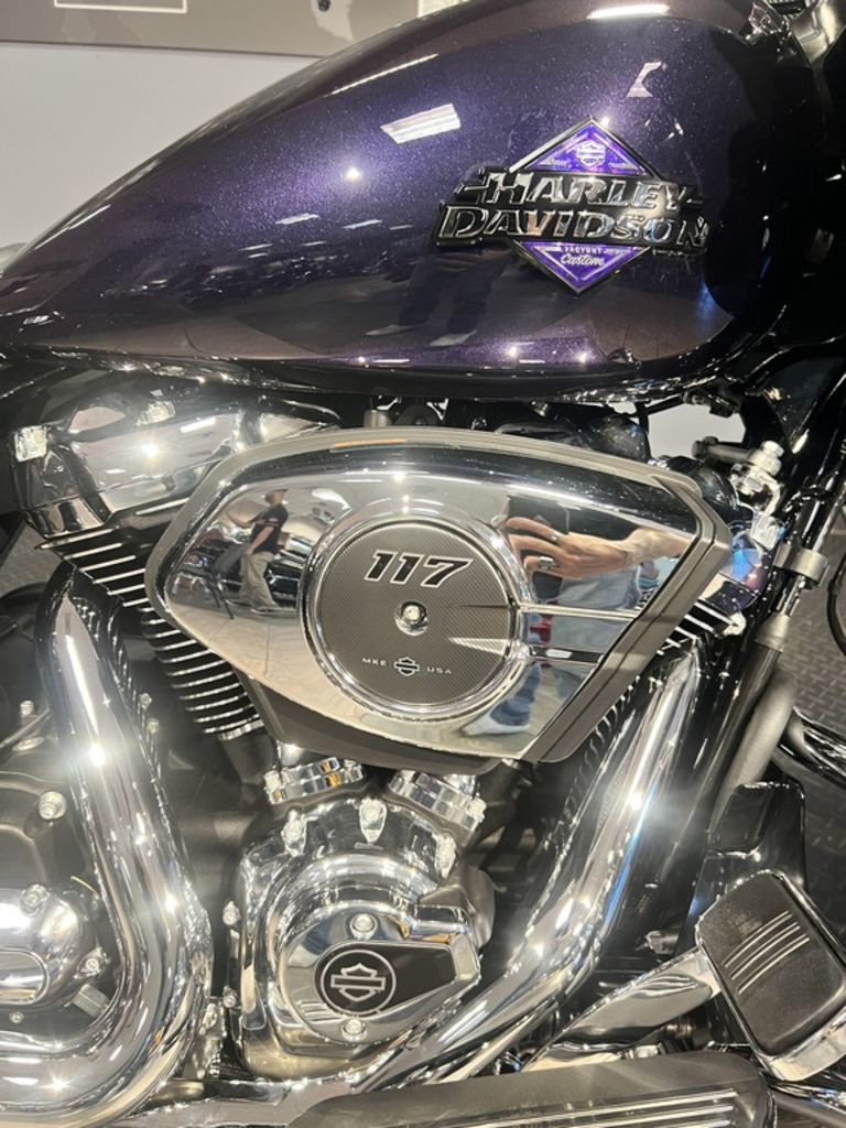 Road Glide®