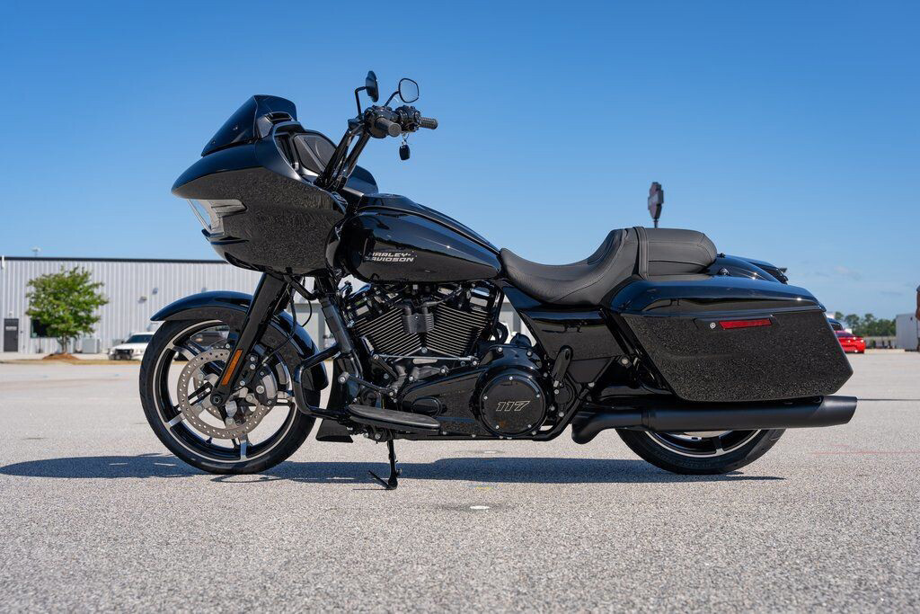 Road Glide®