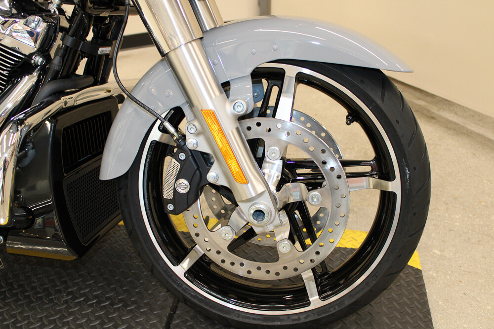 Road Glide®