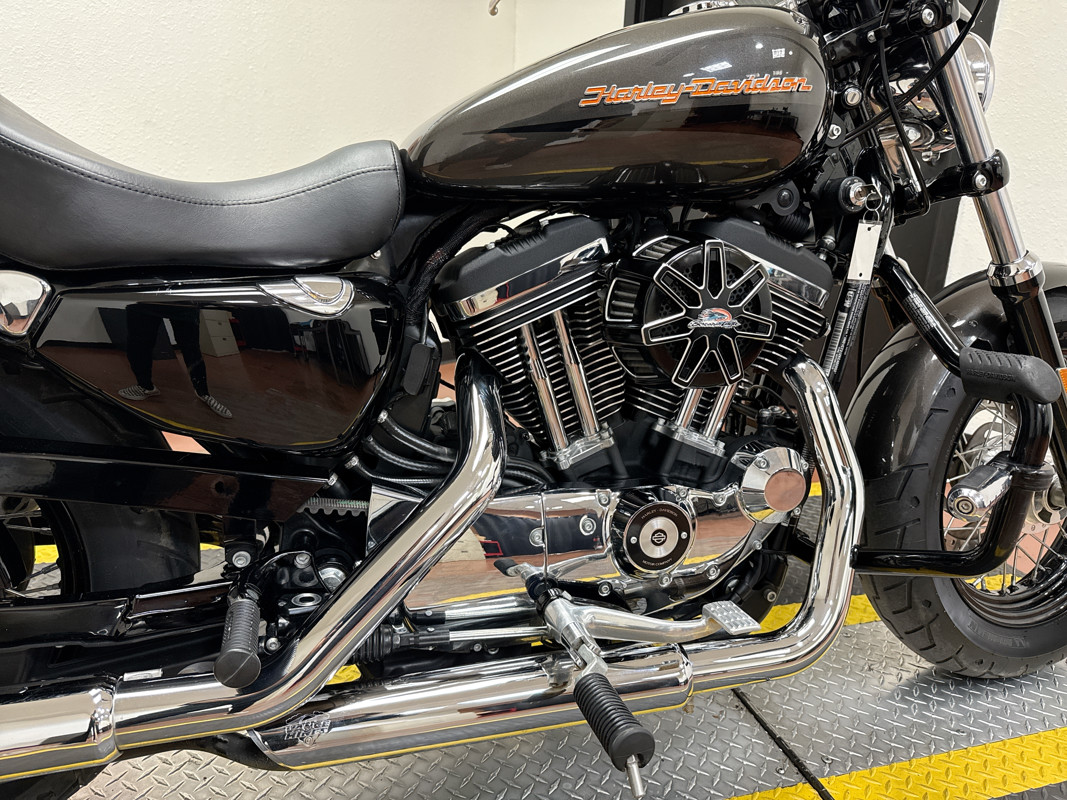 Sportster® 1200 Custom