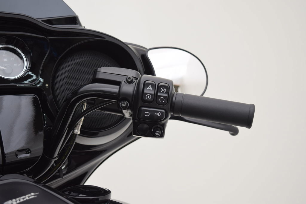 Street Glide® ST