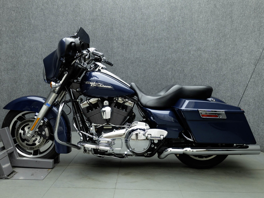 Street Glide®