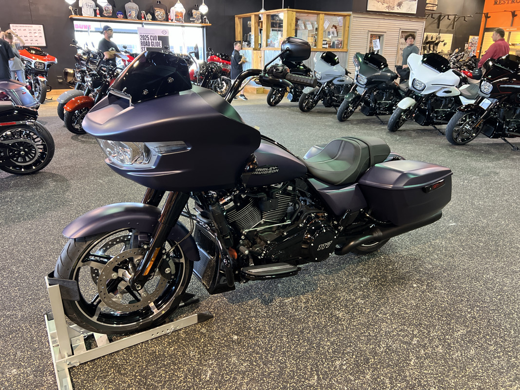 Road Glide®